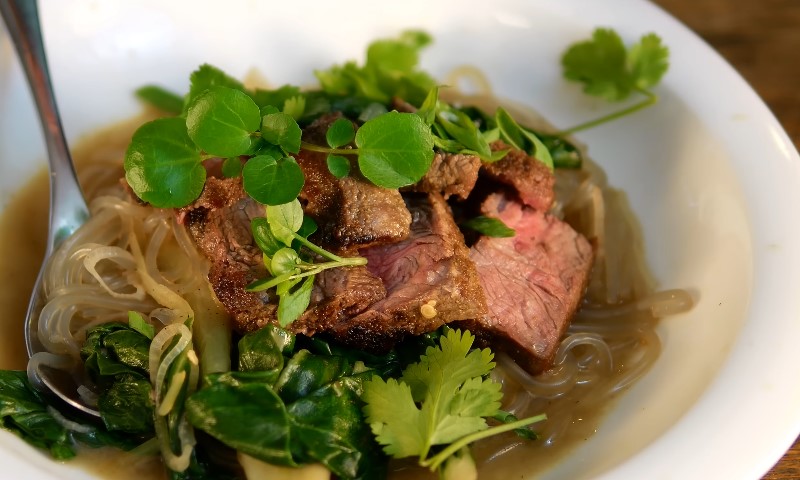 Supa sa govedinom i potočarkom